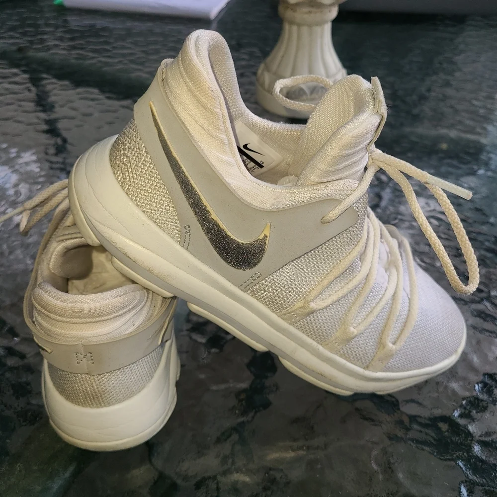 Nike KD white shoes 2Y girls back to school‎ sneaker basketball outdoor